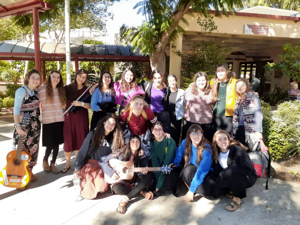 1ef95cfb-d35c-4d62-a2f4-a7d5d07598d7